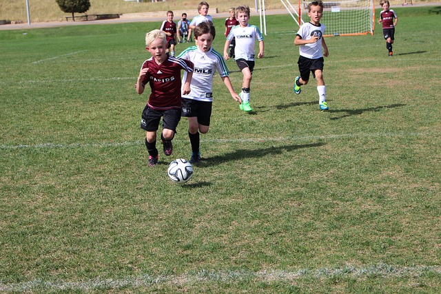 转会市场风云再起！萨拉赫或赴沙特联赛，拜仁豪门相中英格兰新星